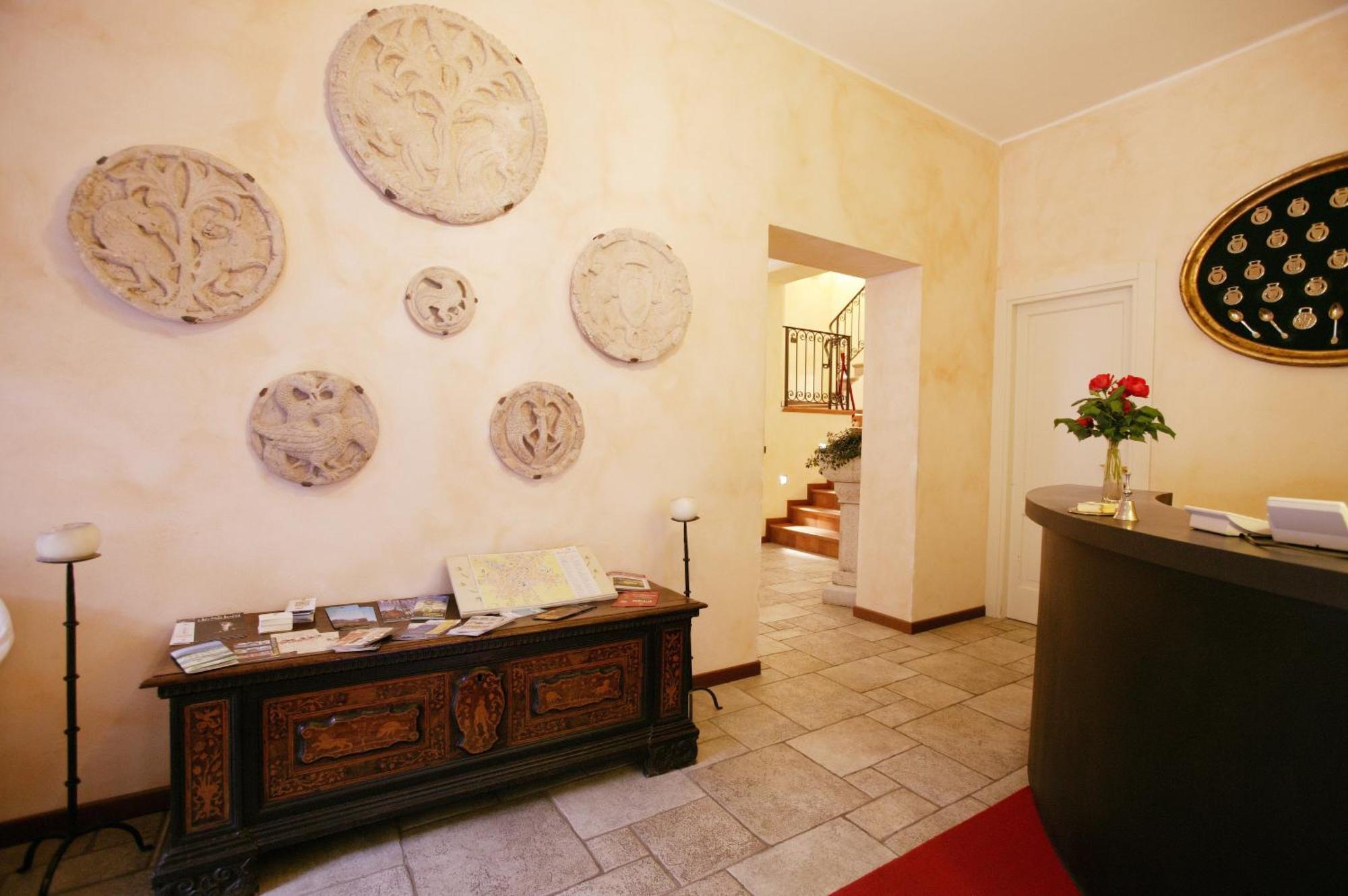 La Valletta Relais Bergamo Exteriör bild